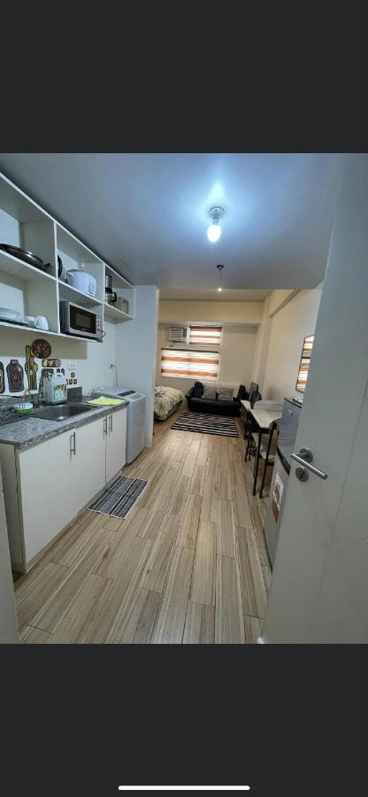 Khentdrick'S Place At Holland Park Southwoods Binan エクステリア 写真